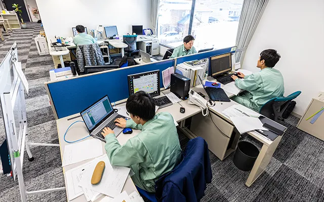本社写真